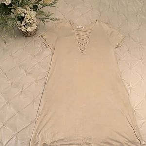 Ces Femme tie-front, t-shirt dress!